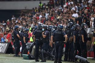 米体：国米仍在关注维罗纳前锋焦瓦内，齐沃对其十分欣赏（米体：国米持续关注维罗纳前锋焦瓦内，齐沃对其赞赏有加）