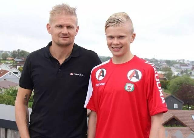 萨哈：弗格森会如何激活桑乔？如果他在曼联，压根不会签下桑乔（萨哈：若弗格森仍在曼联，根本不会签桑乔；他会怎样激活桑乔？）