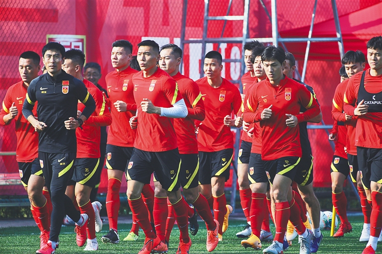 珀斯光荣vs西悉尼流浪者首发：巴巴洛塞斯领衔！塔加特、库尔在列（珀斯光荣战西悉尼流浪者首发出炉：巴巴洛塞斯压阵，塔加特、库尔入列）