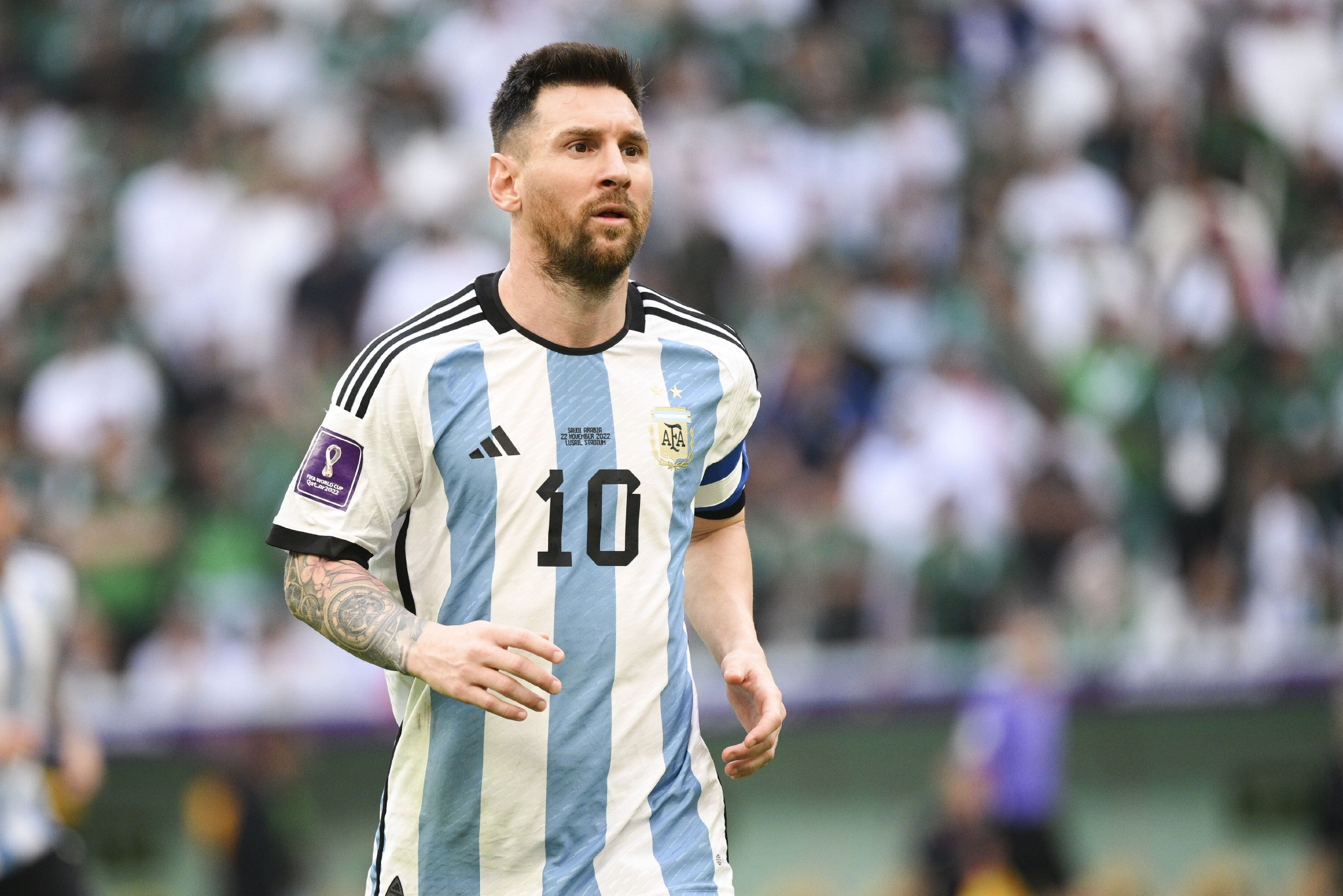 怪不得皇马与利物浦的比赛中蹲坑都蹲不明白（难怪皇马与利物浦这一战让人越看越糊涂）