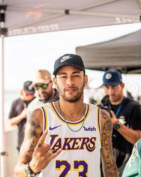 足球门将的心理压力解析（足球门将心理压力深度解读）