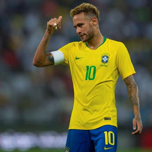 媒体人：如果不是球队伤病多，小杨就在发展联盟专心练级挺好（媒体人：要不是球队伤兵多，小杨在发展联盟专注提升更好）