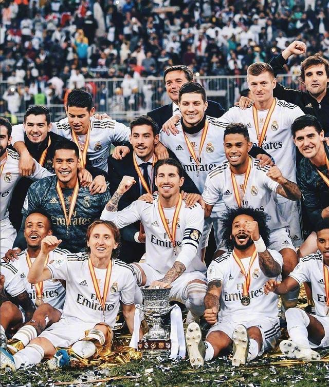 龚翔宇放飞自我成搞笑女！江苏3大位置调整，14人名单呼之欲出（龚翔宇笑点拉满成梗王，江苏三处调整，14人名单即将揭晓）