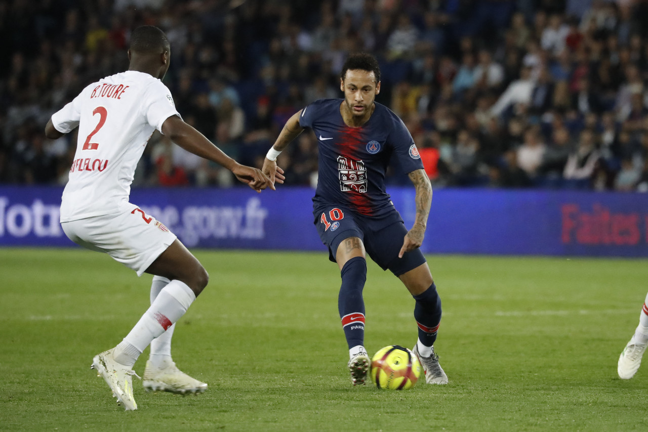 恭喜！卡里乌斯妻子确认怀孕，两人即将迎来第二个孩子（卡里乌斯妻子官宣怀孕，两人将迎来第二个宝宝）