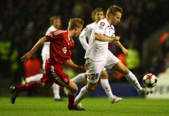 国安官方：李磊右大腿股二头肌拉伤，预计伤缺4周（北京国安通报：李磊右大腿股二头肌受伤，预计休战4周）