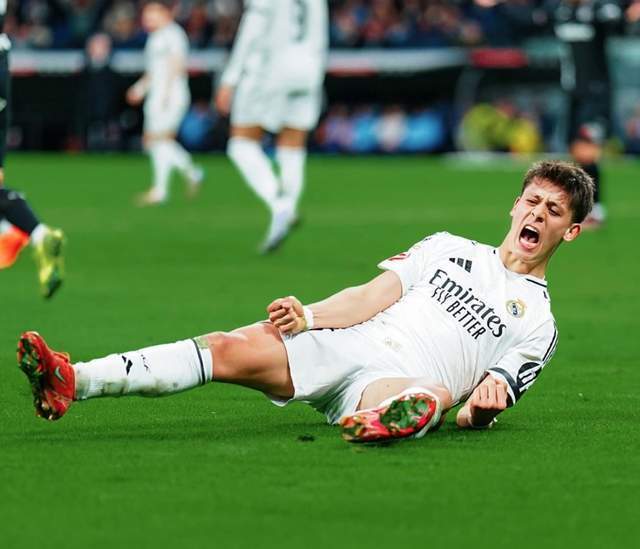 Shams：活塞&老鹰&猛龙预计将在交易中追逐浓眉（Shams：活塞、老鹰、猛龙或将在交易中竞逐浓眉）